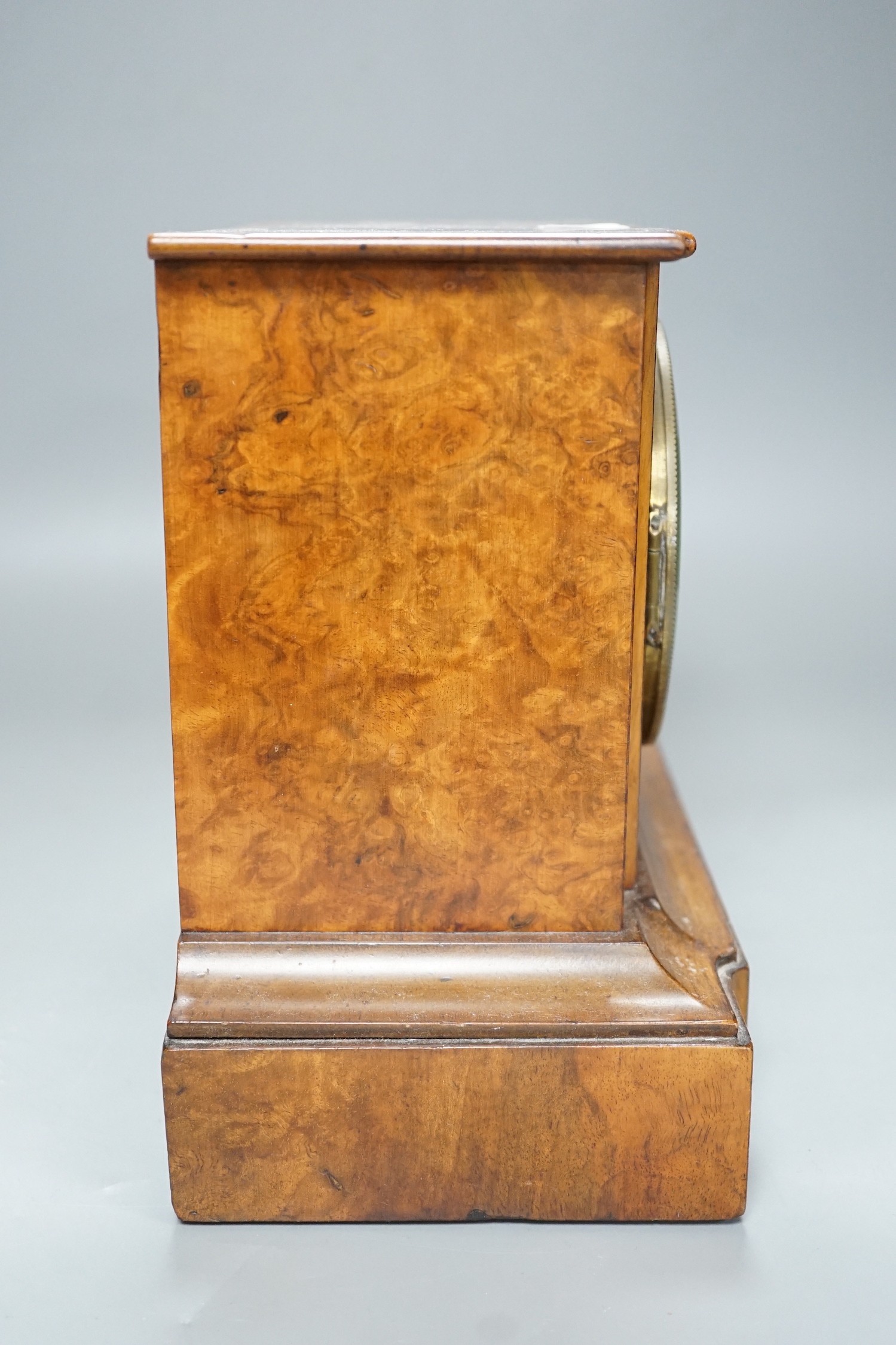 A late 19th century burr walnut and marquetry mantel clock, 21.5cm high